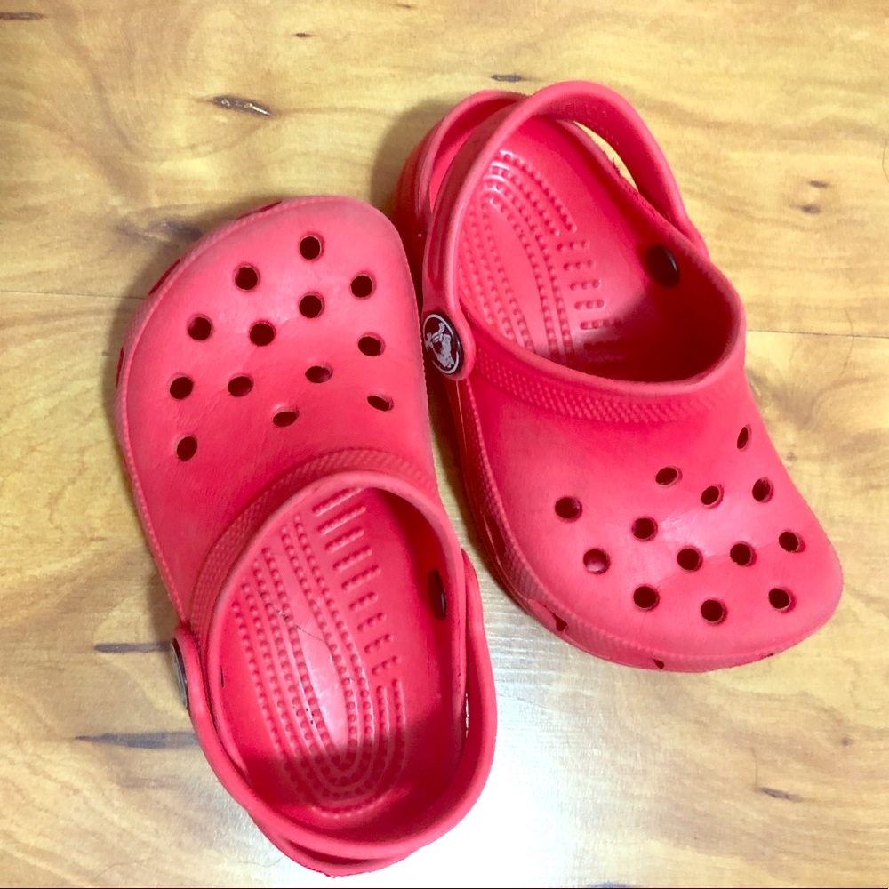 Crocs Toddler size 6/7